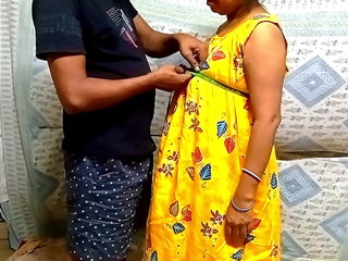 Everbest Indian hot bhabhi amazing XXX sex With Tailor Master!! Hindi sex